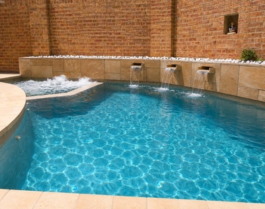3106 Sackett Street - Photo Thumbnail 34