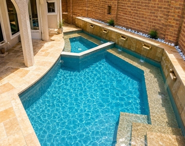 3106 Sackett Street - Photo Thumbnail 28