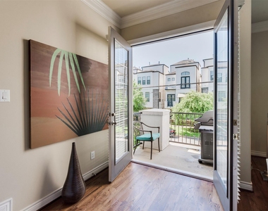 1716 Edwards Street - Photo Thumbnail 18