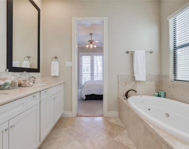 1716 Edwards Street - Photo Thumbnail 28