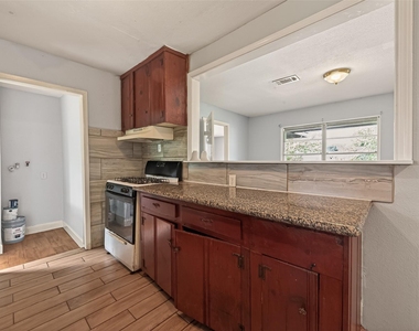 10506 Buffum Street - Photo Thumbnail 8