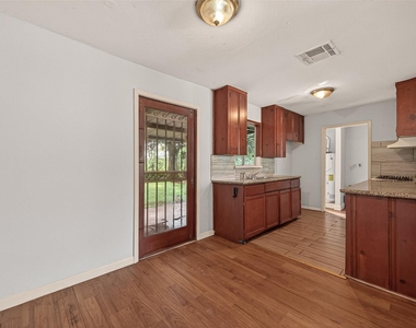 10506 Buffum Street - Photo Thumbnail 13