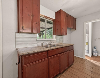 10506 Buffum Street - Photo Thumbnail 10