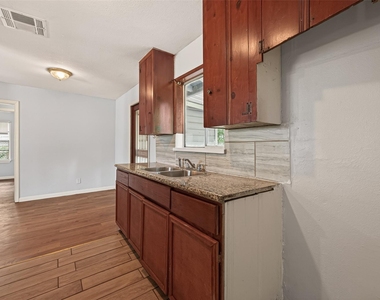 10506 Buffum Street - Photo Thumbnail 9