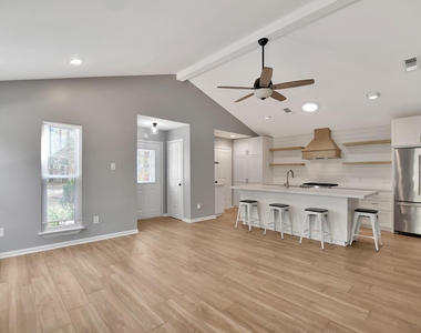 11 Bitterwood Court - Photo Thumbnail 9