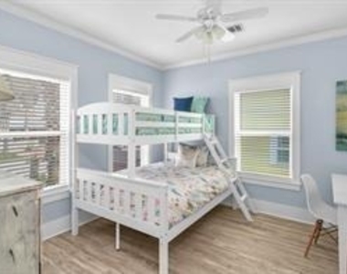 1413 Ursuline Street - Photo Thumbnail 8