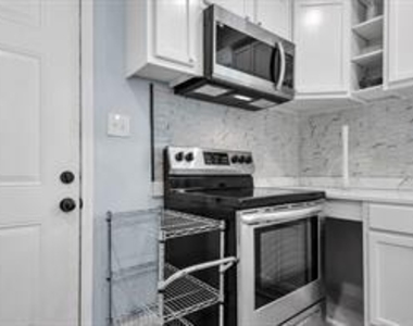 1413 Ursuline Street - Photo Thumbnail 6