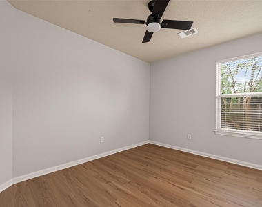 16299 Hidden Deer Lane - Photo Thumbnail 12