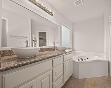 16299 Hidden Deer Lane - Photo Thumbnail 8