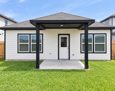 4026 Bay Court - Photo Thumbnail 14