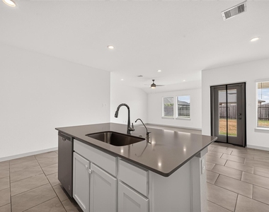 28926 Yachting Point Lane - Photo Thumbnail 14