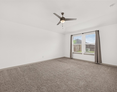 28926 Yachting Point Lane - Photo Thumbnail 31