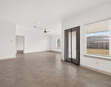 28926 Yachting Point Lane - Photo Thumbnail 19