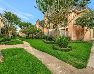1601 S Shepherd Drive - Photo Thumbnail 34
