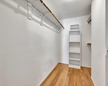 1601 S Shepherd Drive - Photo Thumbnail 27