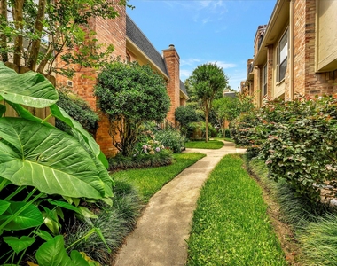 1601 S Shepherd Drive - Photo Thumbnail 28