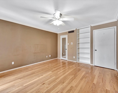 1601 S Shepherd Drive - Photo Thumbnail 22