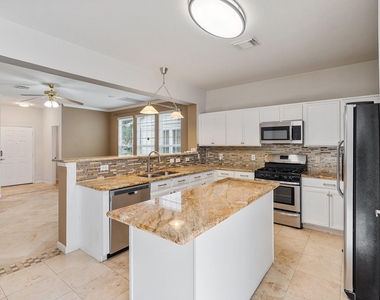 8011 Fisher Glen Lane - Photo Thumbnail 7
