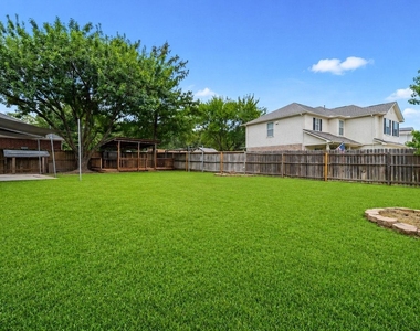 8802 Ancient Willow Drive - Photo Thumbnail 24