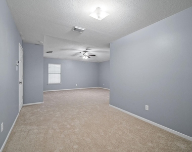 8802 Ancient Willow Drive - Photo Thumbnail 11