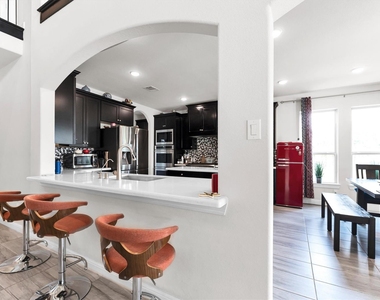 13330 Arbor Villa Lane - Photo Thumbnail 15