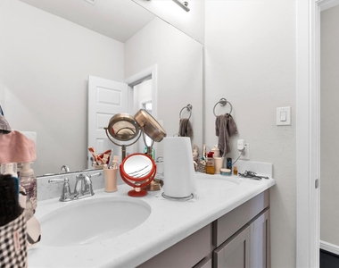 13330 Arbor Villa Lane - Photo Thumbnail 41