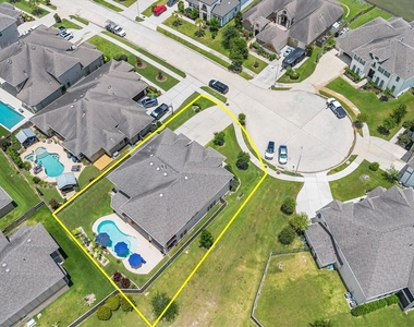 13330 Arbor Villa Lane - Photo Thumbnail 1