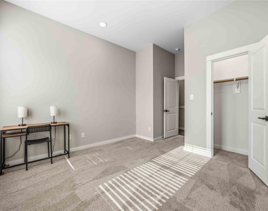 6713 Parker Grove Lane - Photo Thumbnail 32