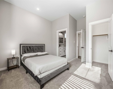 6713 Parker Grove Lane - Photo Thumbnail 28