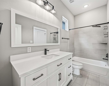 6713 Parker Grove Lane - Photo Thumbnail 26