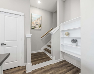6713 Parker Grove Lane - Photo Thumbnail 16