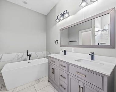 6713 Parker Grove Lane - Photo Thumbnail 21