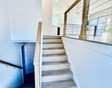 279 Marion Street - Photo Thumbnail 5