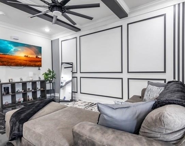 4013 Falls Street - Photo Thumbnail 1