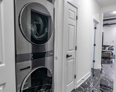 4013 Falls Street - Photo Thumbnail 18