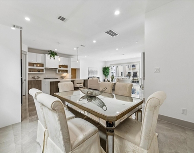 1603 Utah Street - Photo Thumbnail 7