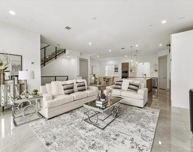 1603 Utah Street - Photo Thumbnail 8