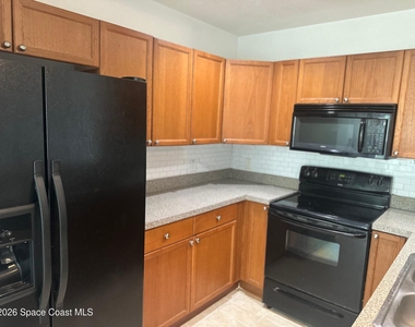 180 Portside Avenue - Photo Thumbnail 4