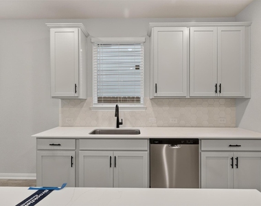 6427 Prospect Oaks Parkway - Photo Thumbnail 18