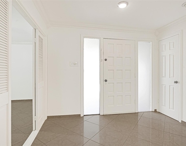 8802 Tanager Street - Photo Thumbnail 6