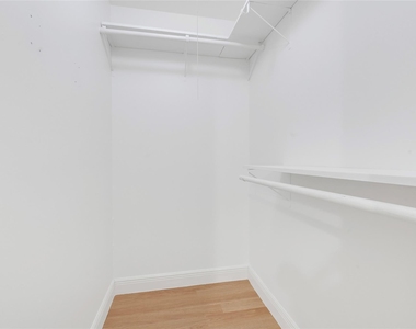 8802 Tanager Street - Photo Thumbnail 20