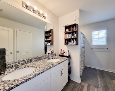 111 Avalon Drive - Photo Thumbnail 22