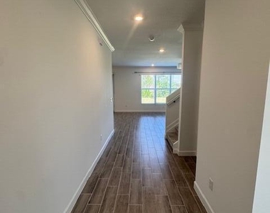 1921 Marigold Trail Nw - Photo Thumbnail 13