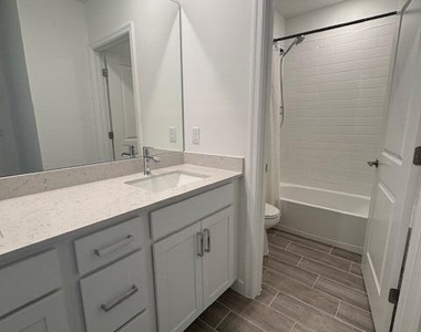 1921 Marigold Trail Nw - Photo Thumbnail 7