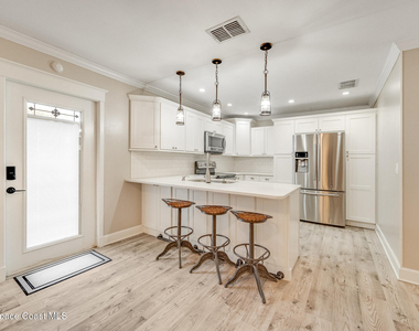 1400 Sheafe Avenue Ne - Photo Thumbnail 6