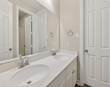 4018 Martin Ridge Drive - Photo Thumbnail 28