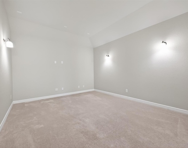4018 Martin Ridge Drive - Photo Thumbnail 39