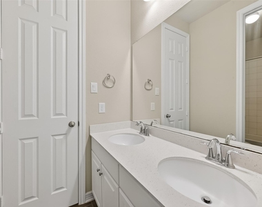 4018 Martin Ridge Drive - Photo Thumbnail 35