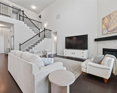 4018 Martin Ridge Drive - Photo Thumbnail 17