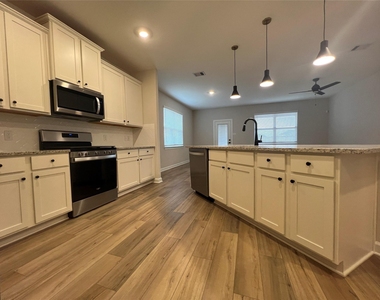 3077 Sunmoon Lane - Photo Thumbnail 3